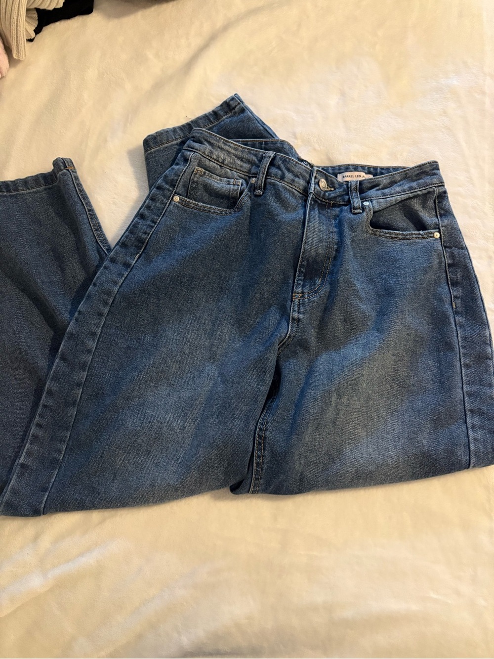 bcbgeneration barrel leg jeans